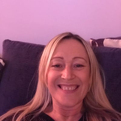 Lesley Murray